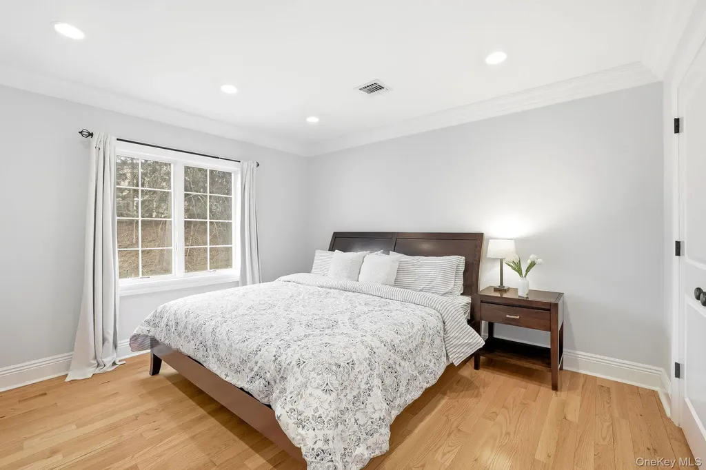 16 Hall Road Briarcliff Manor NY 10510