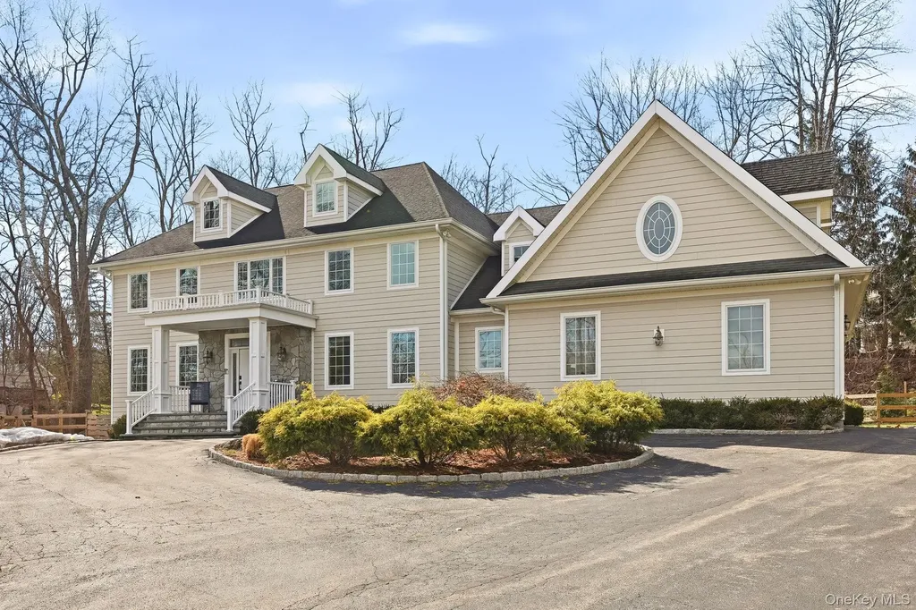 16 Hall Road Briarcliff Manor NY 10510