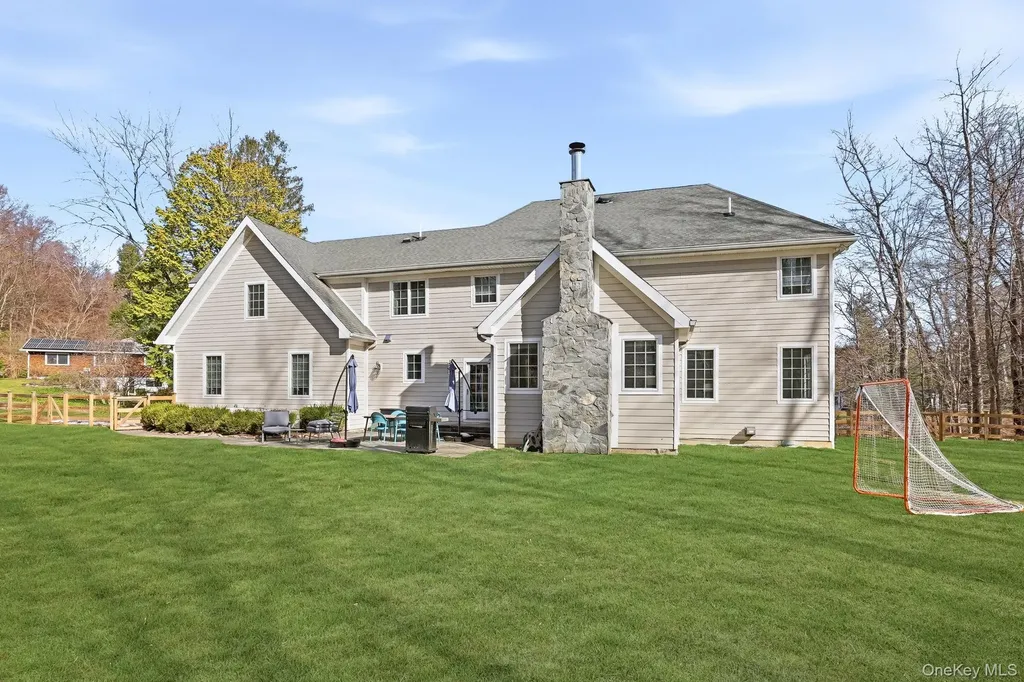 16 Hall Road Briarcliff Manor NY 10510