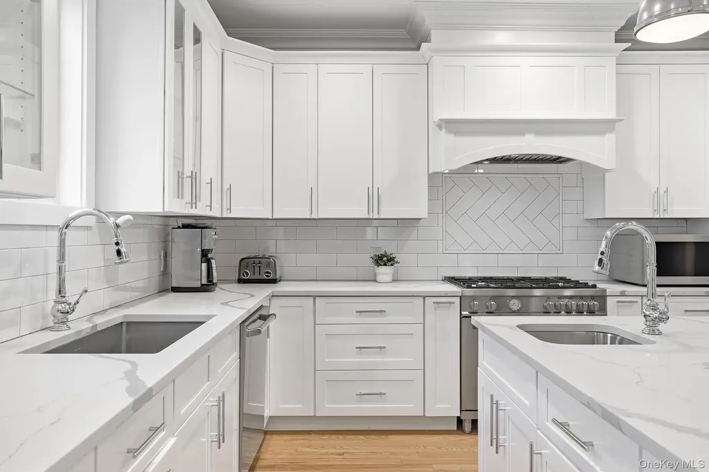 16 Hall Road Briarcliff Manor NY 10510