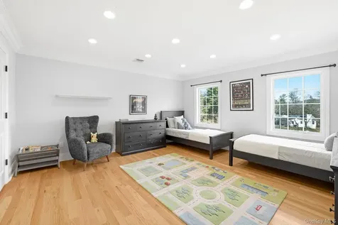 16 Hall Road Briarcliff Manor NY 10510