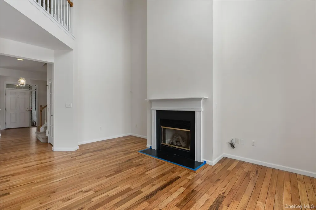 6 Turnberry Court Monroe NY 10950