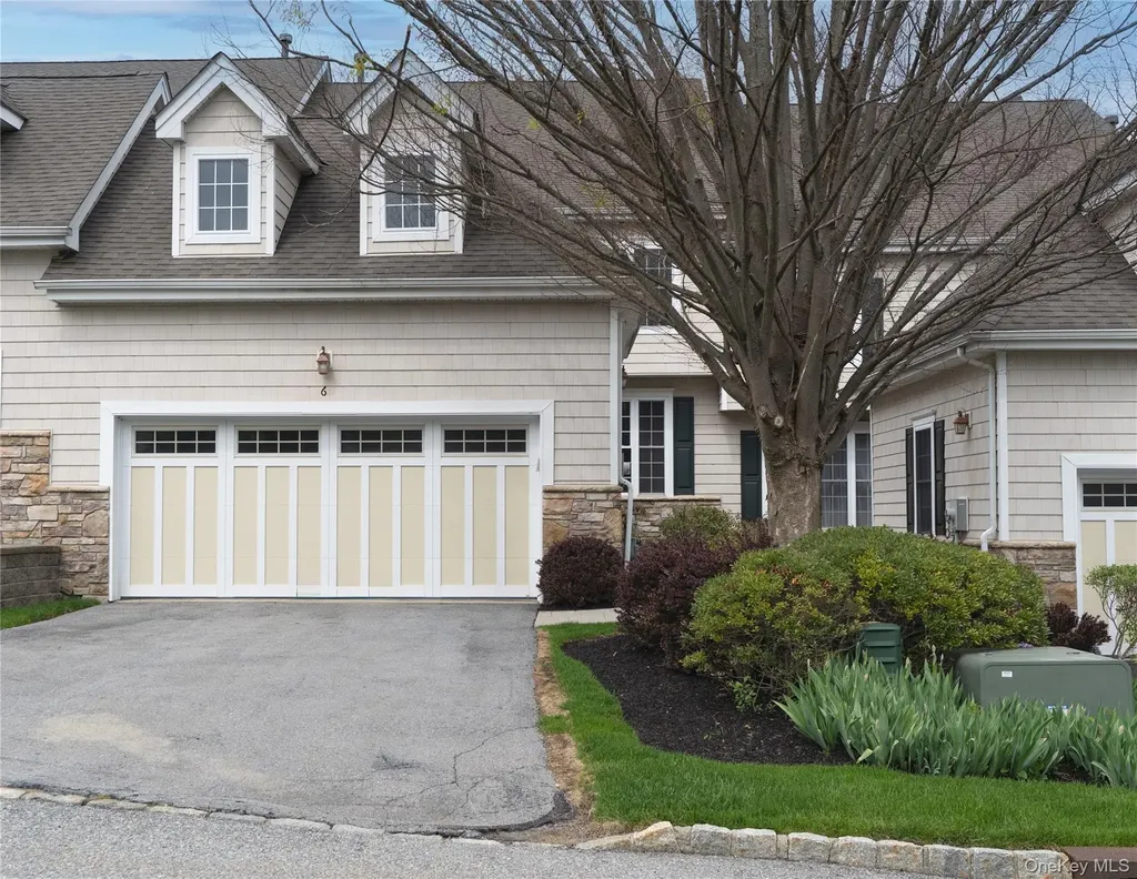 6 Turnberry Court Monroe NY 10950