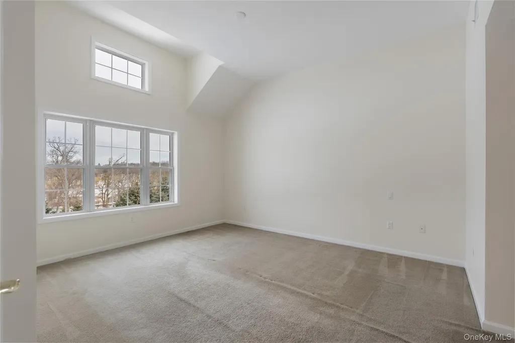 6 Turnberry Court Monroe NY 10950