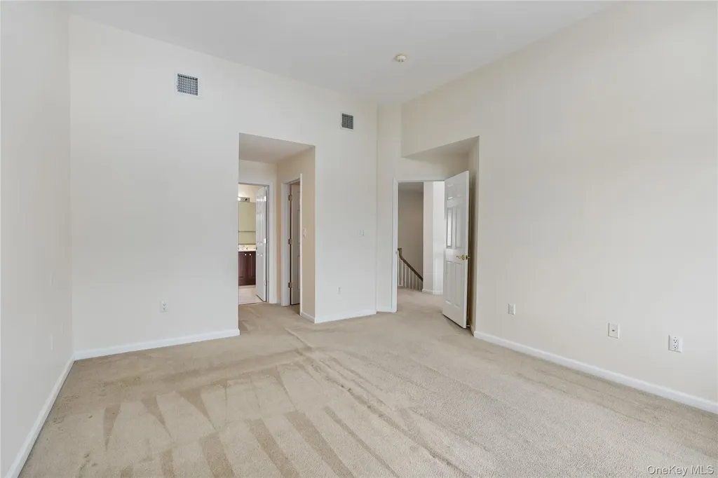 6 Turnberry Court Monroe NY 10950