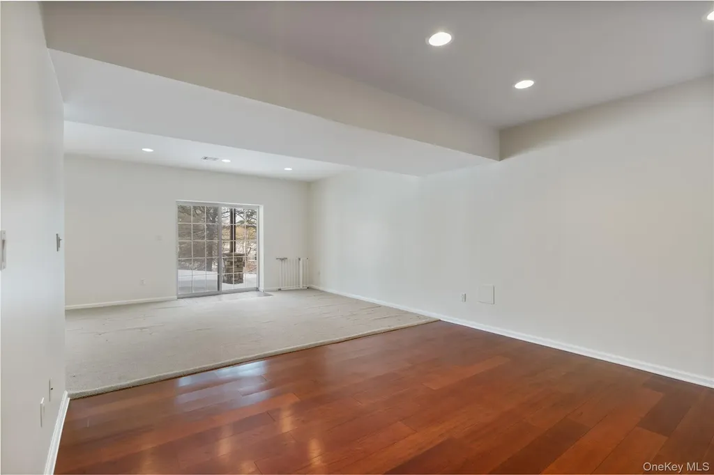 6 Turnberry Court Monroe NY 10950
