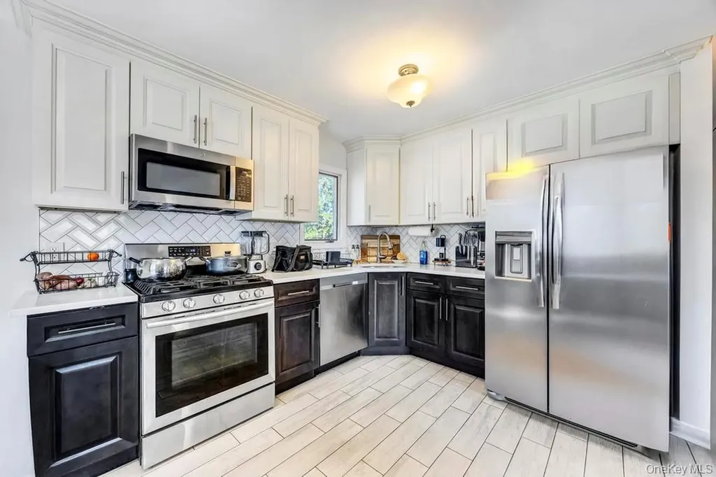 179 Sterling Road Elmont NY 11003