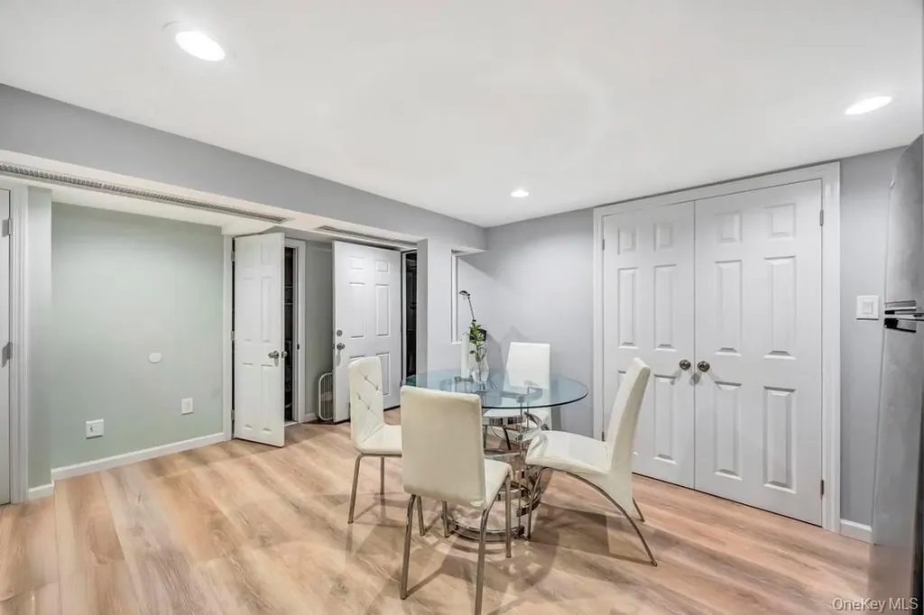 179 Sterling Road Elmont NY 11003