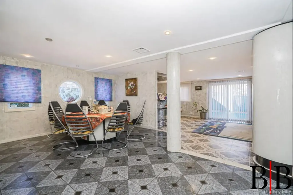 215 Arkansas Drive Brooklyn NY 11234