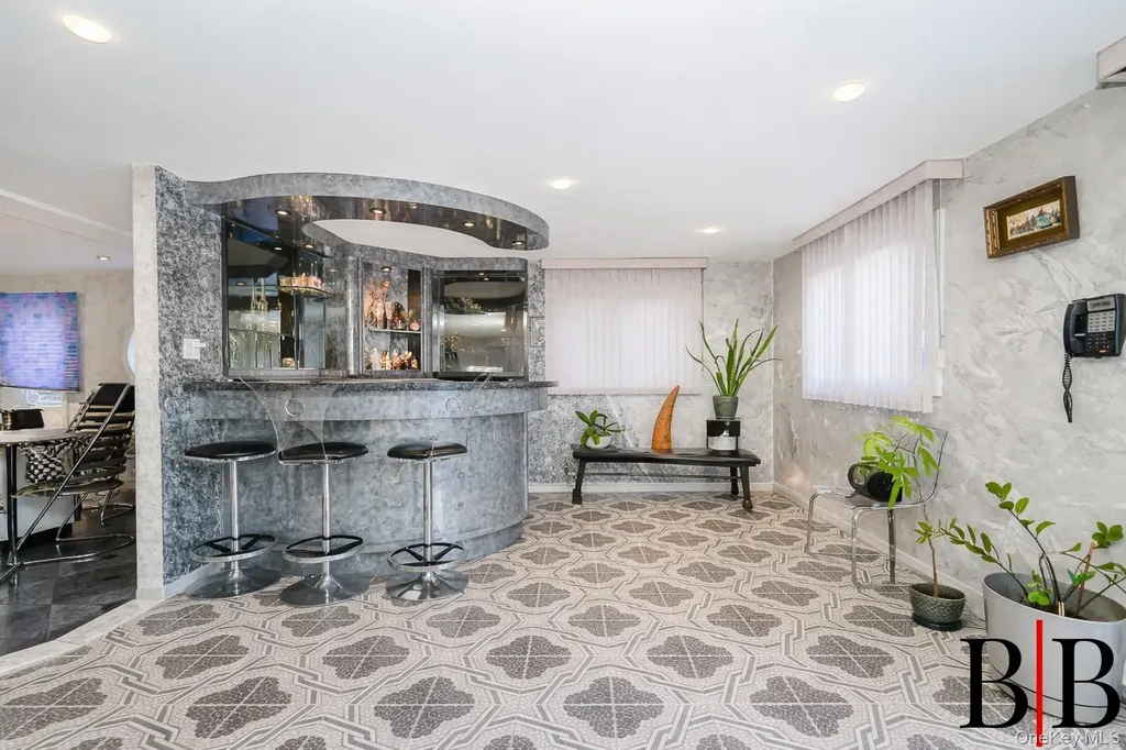 215 Arkansas Drive Brooklyn NY 11234