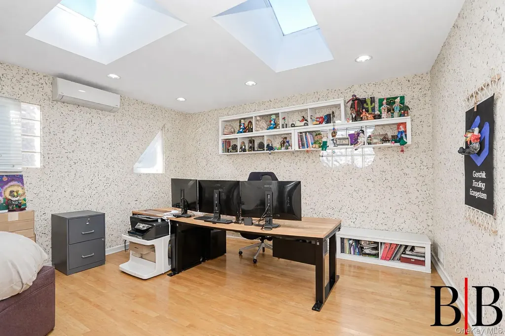 215 Arkansas Drive Brooklyn NY 11234
