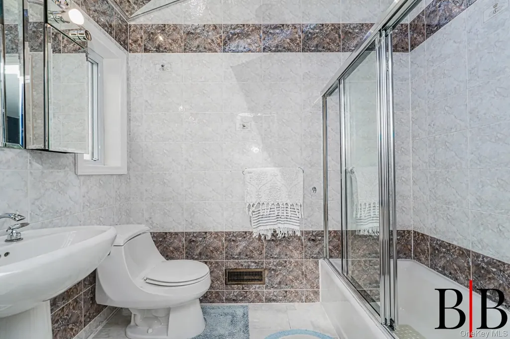 215 Arkansas Drive Brooklyn NY 11234