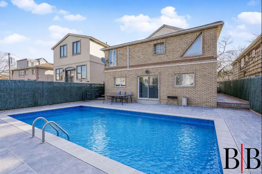 215 Arkansas Drive Brooklyn NY 11234