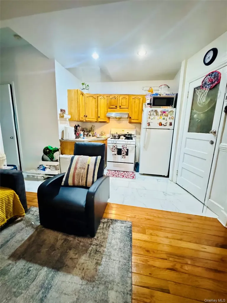 94-32 86th Road Woodhaven NY 11421