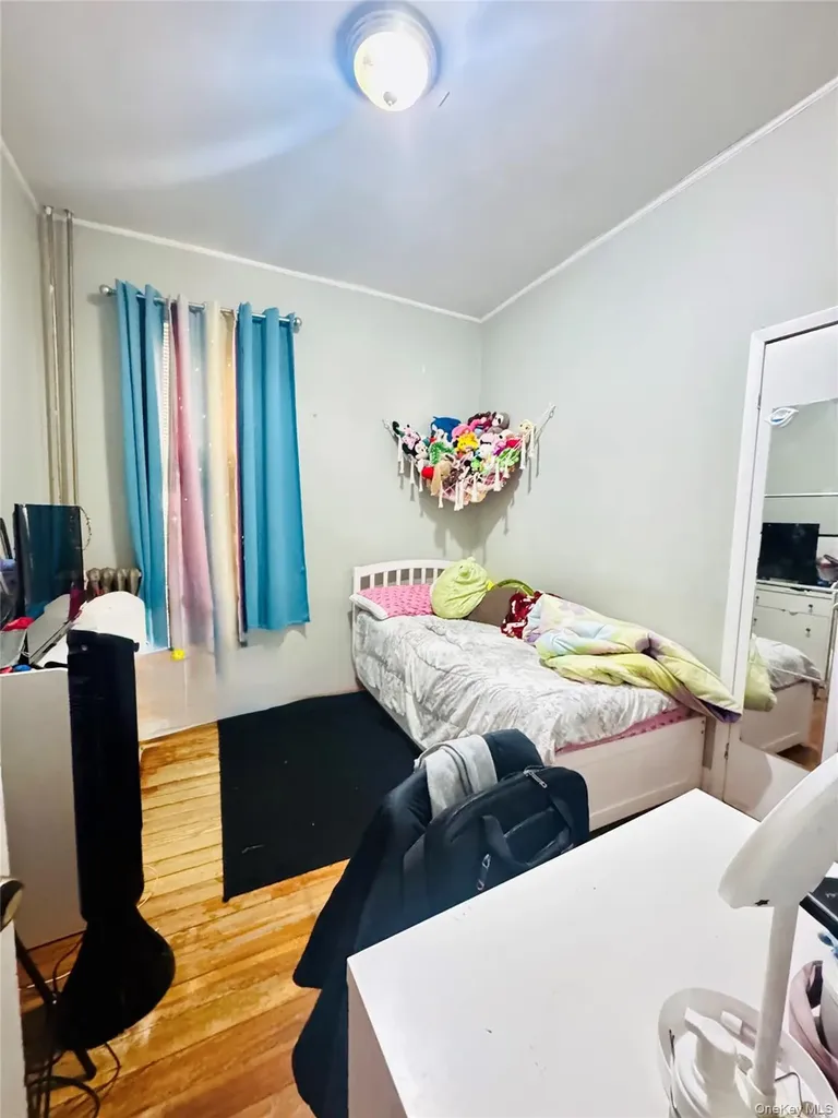 94-32 86th Road Woodhaven NY 11421
