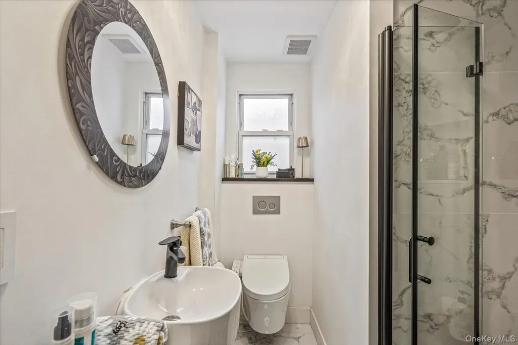 2943 143rd Street Flushing NY 11354