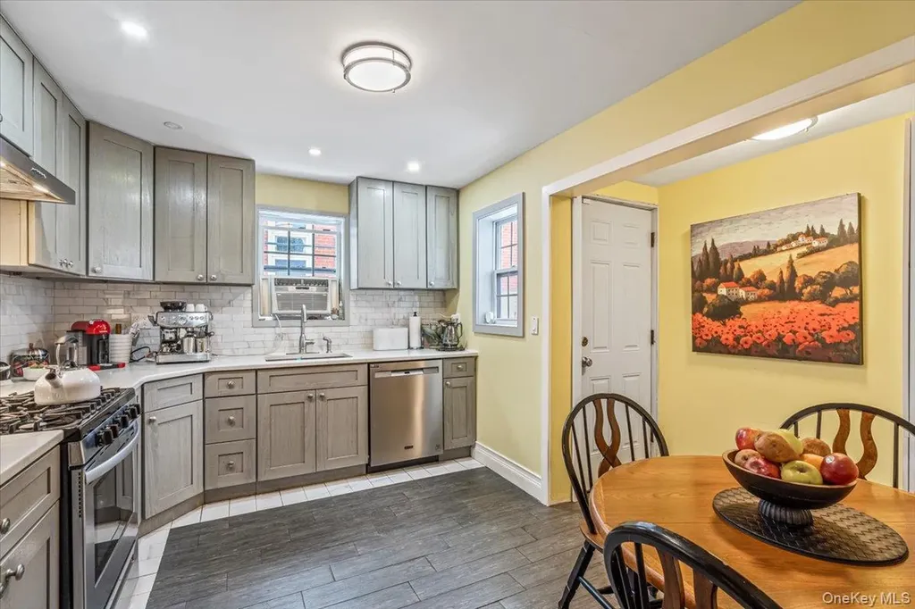 2943 143rd Street Flushing NY 11354