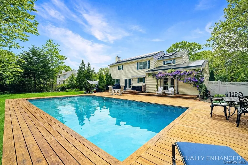 17 Jennifer Path Westhampton Beach NY 11978
