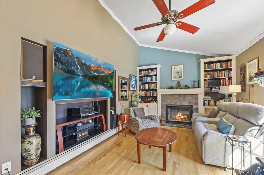 17 Jennifer Path Westhampton Beach NY 11978
