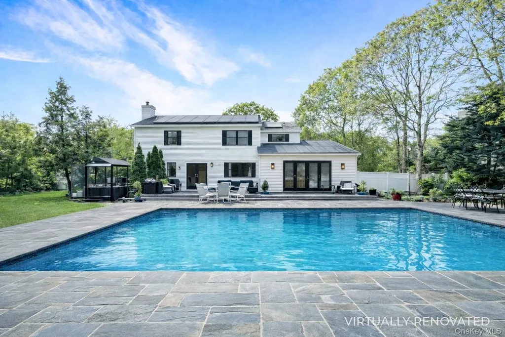 17 Jennifer Path Westhampton Beach NY 11978