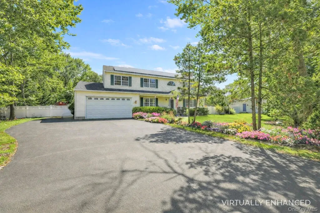 17 Jennifer Path Westhampton Beach NY 11978