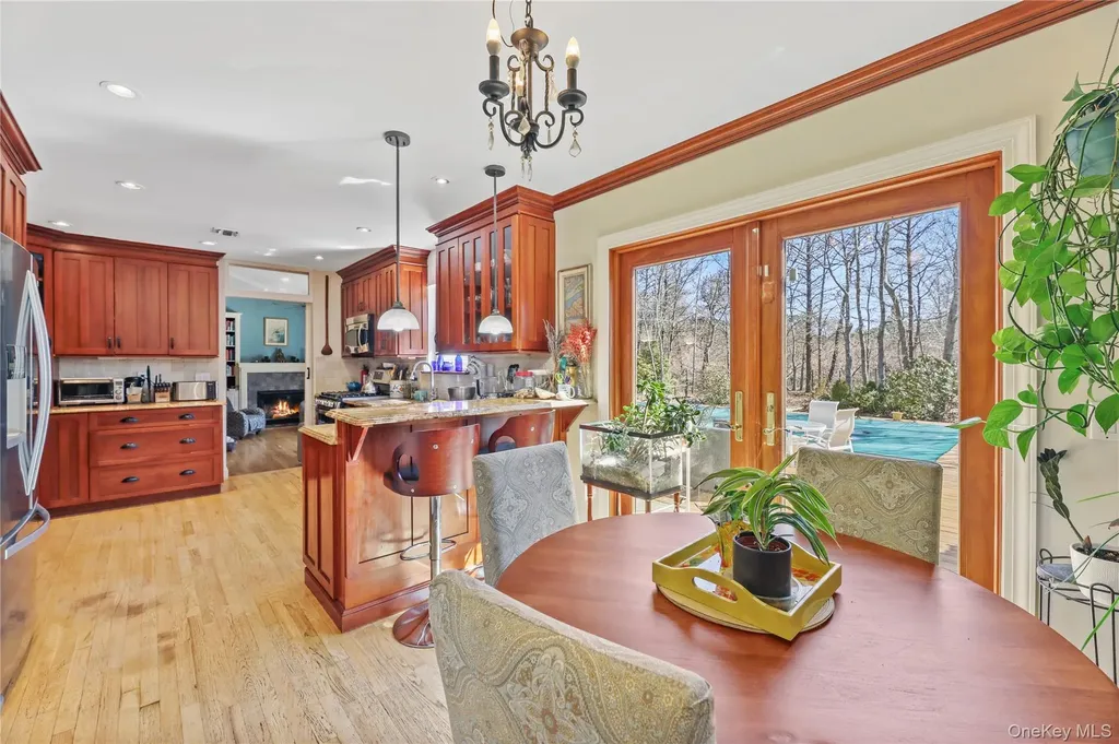 17 Jennifer Path Westhampton Beach NY 11978