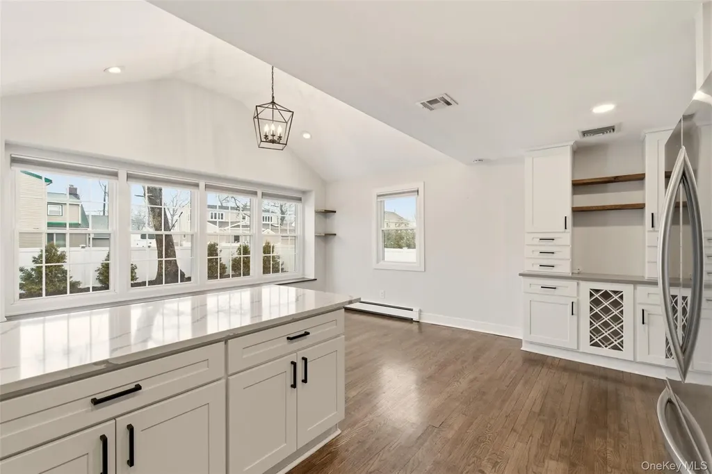 9 Hinton Avenue Babylon NY 11702