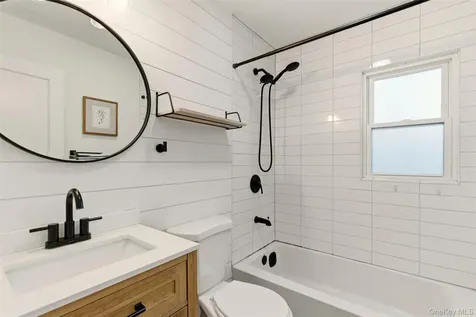 9 Hinton Avenue Babylon NY 11702