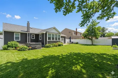 9 Hinton Avenue Babylon NY 11702