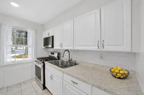 1 Fieldstone Drive Hartsdale NY 10530