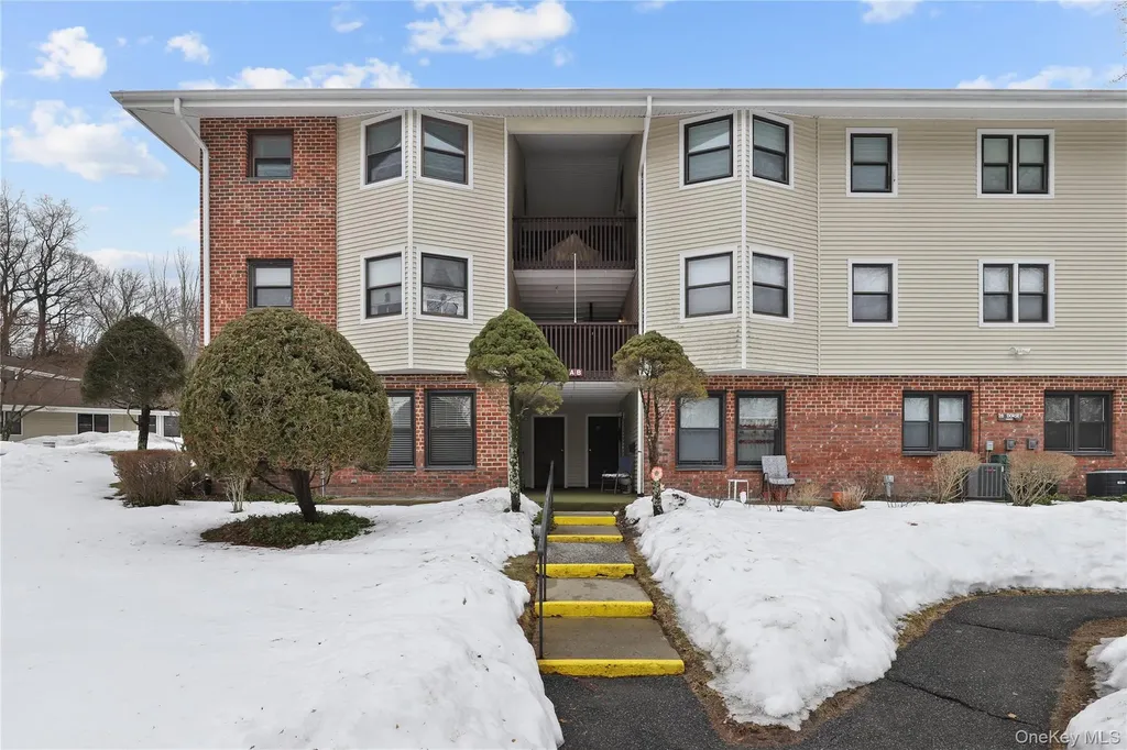 26 Dorset Court Yorktown Heights NY 10598