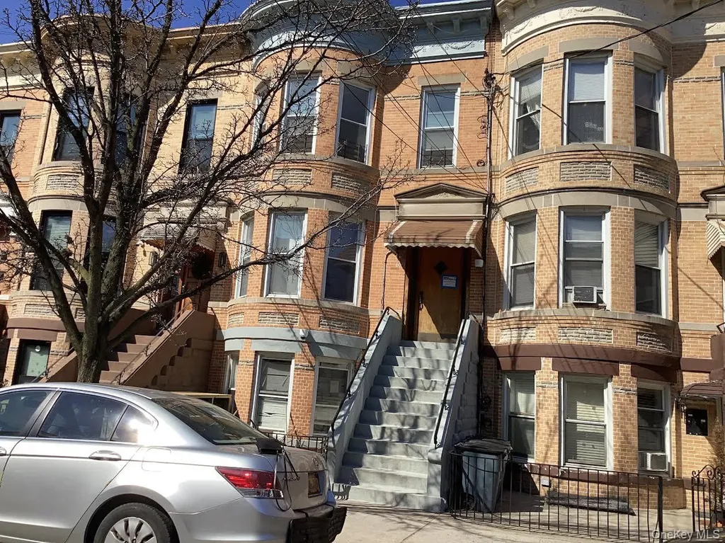 6071 70th Avenue Ridgewood NY 11378