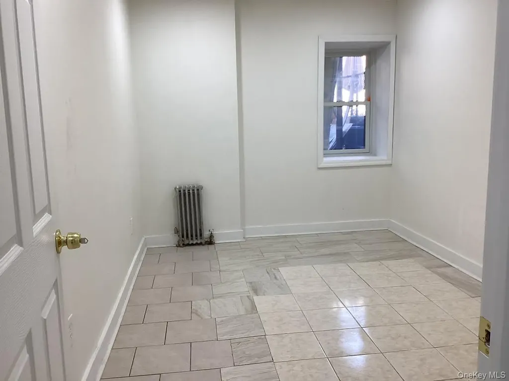 6071 70th Avenue Ridgewood NY 11378