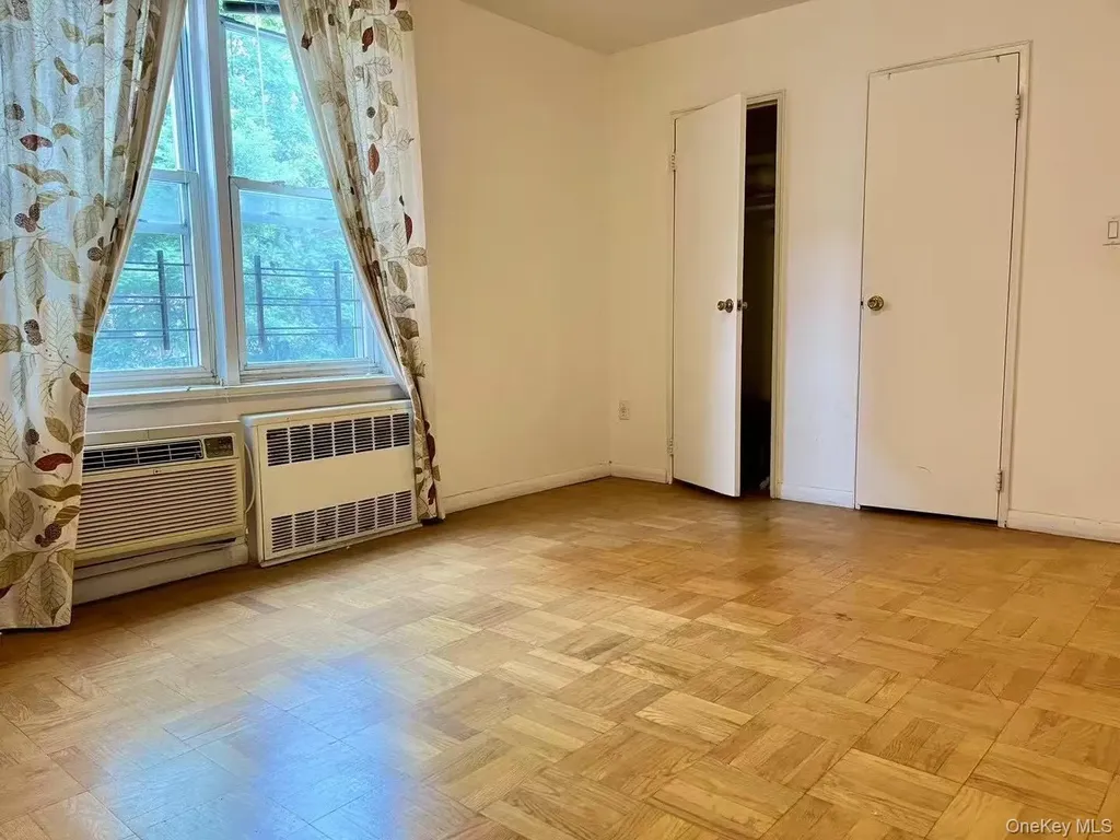 142-15 Franklin Avenue Flushing NY 11355