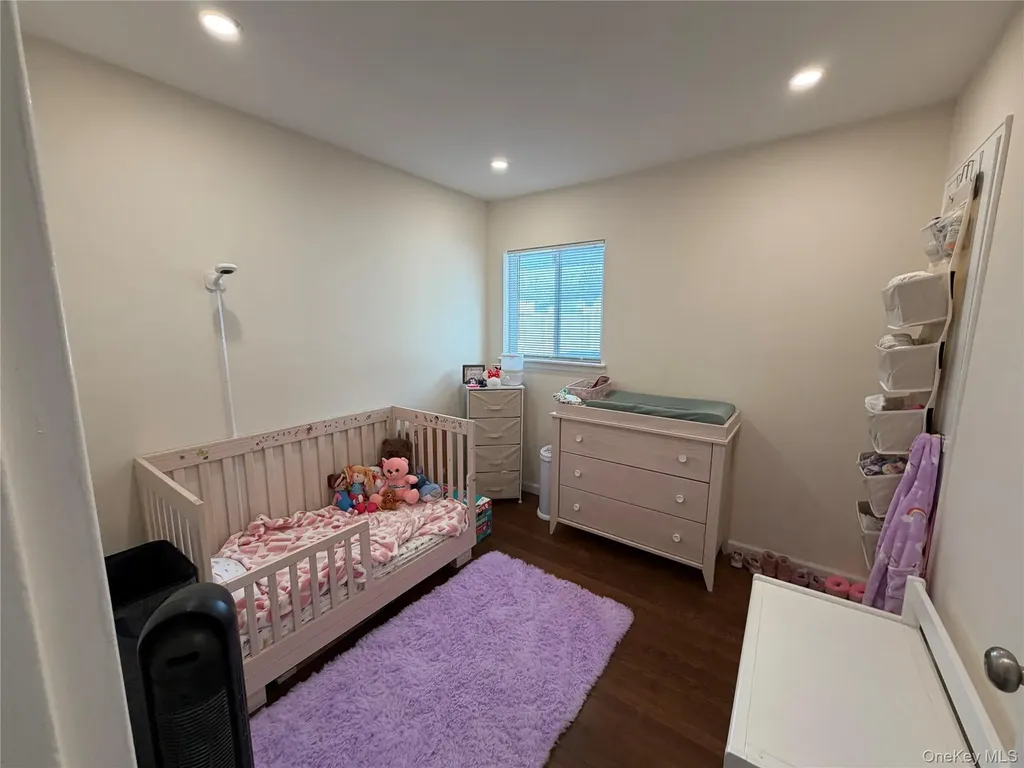 57 Pebble Lane Deer Park NY 11729