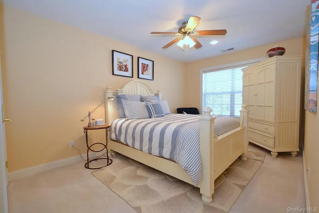 321 Medea Way Central Islip NY 11722