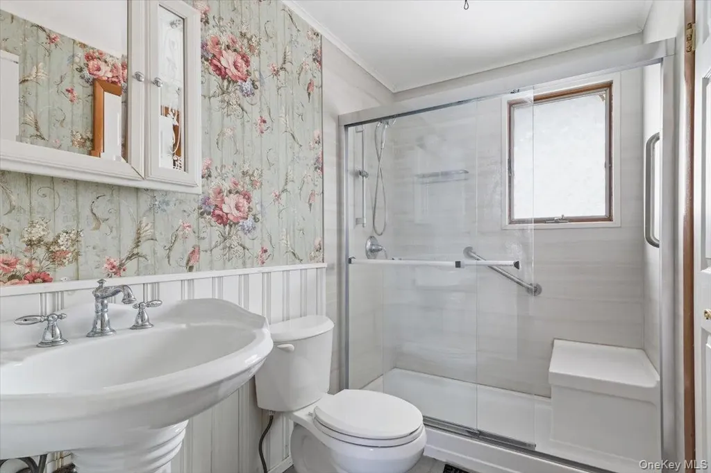 4 Karp Drive Islip Terrace NY 11752