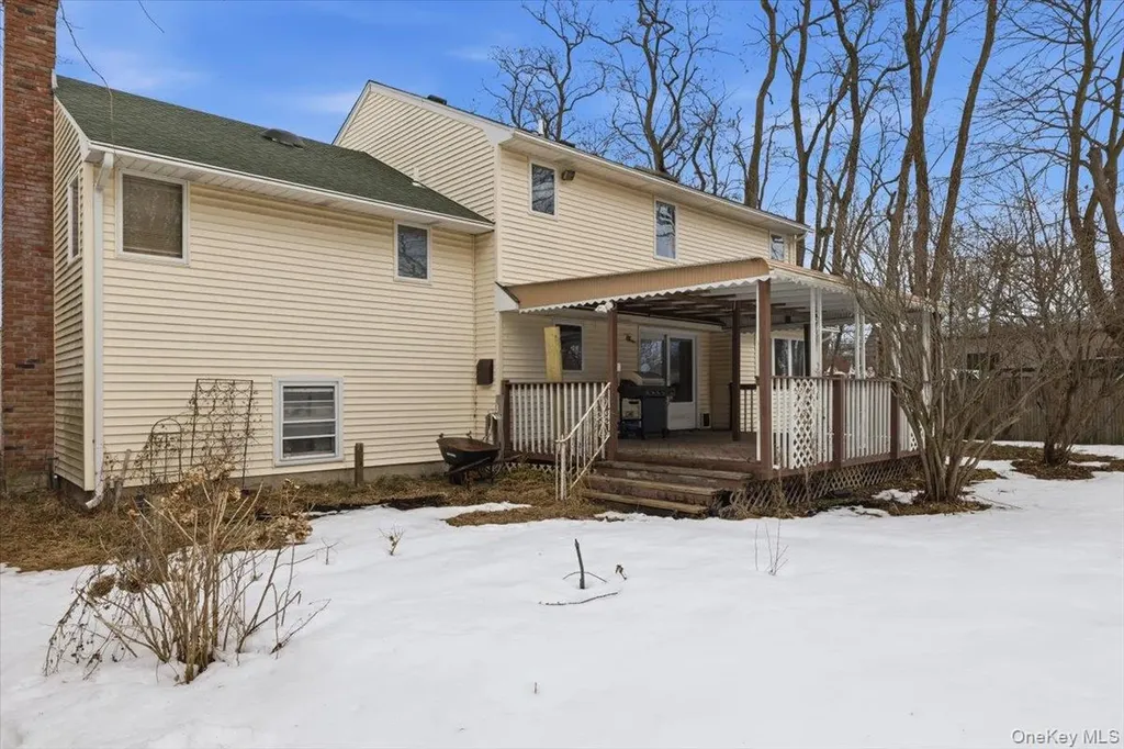 4 Karp Drive Islip Terrace NY 11752