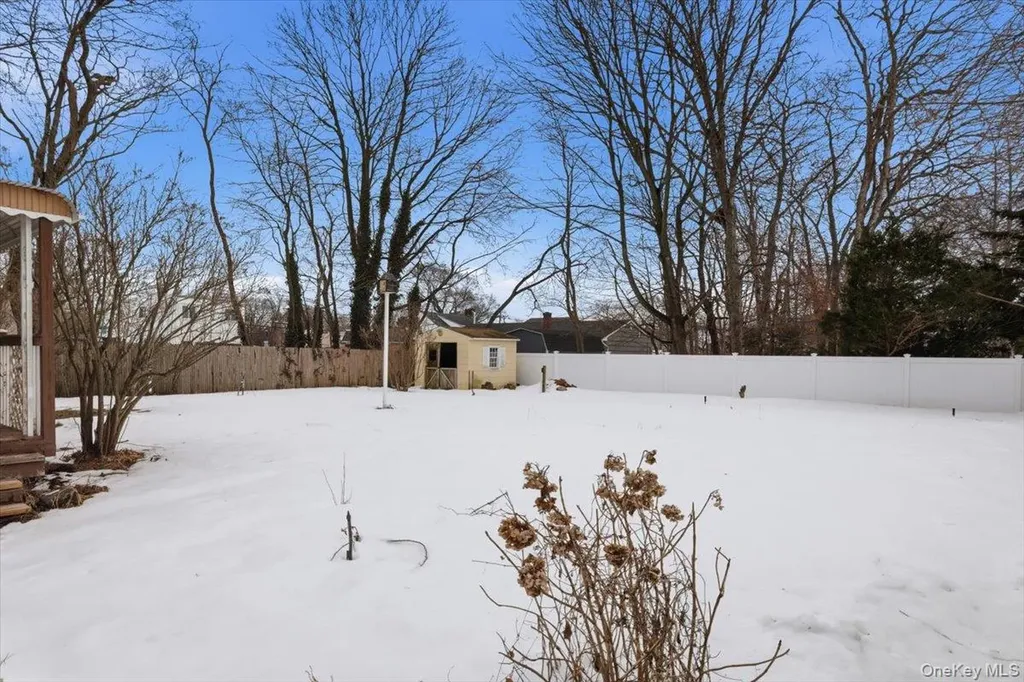4 Karp Drive Islip Terrace NY 11752