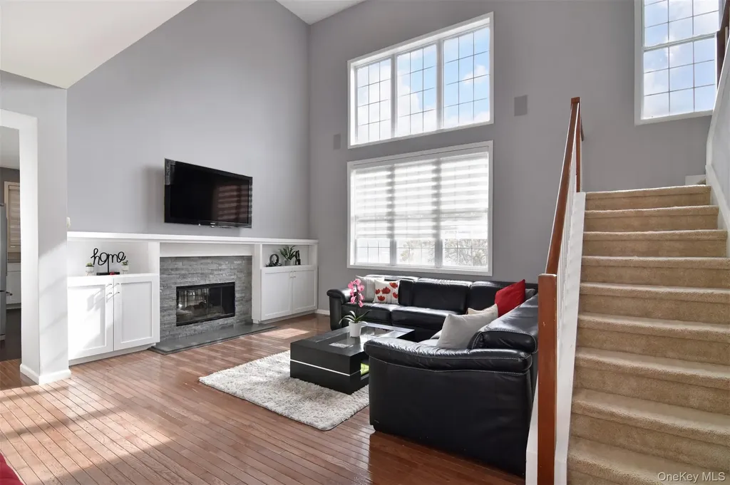 143 Classic Court White Plains NY 10603