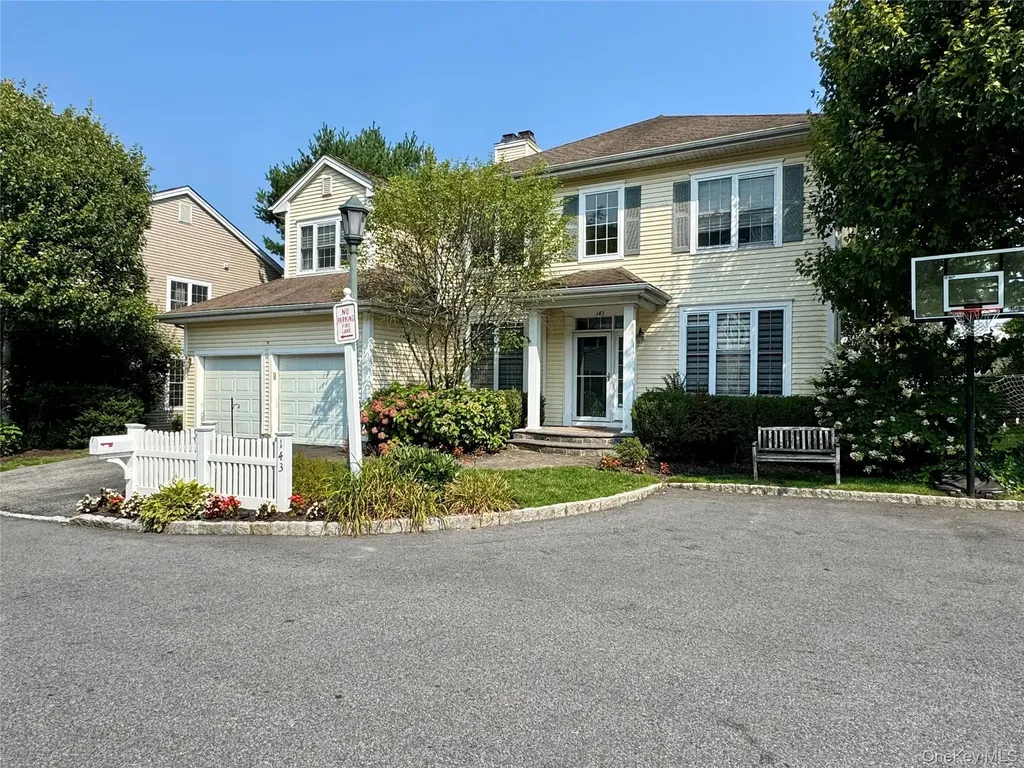 143 Classic Court White Plains NY 10603