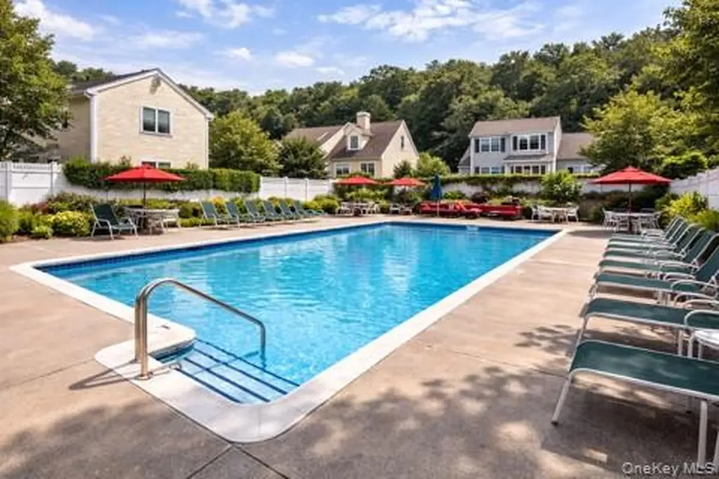 143 Classic Court White Plains NY 10603
