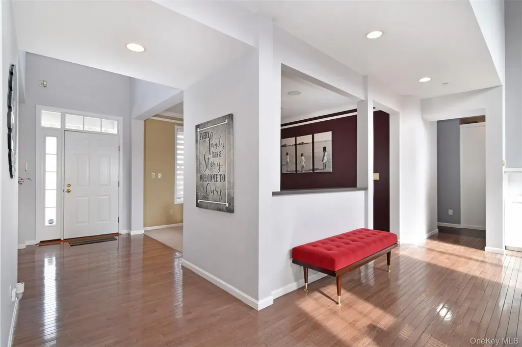 143 Classic Court White Plains NY 10603