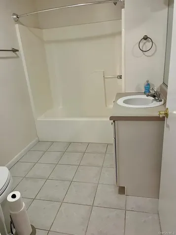 1102 Scenic Lane Poughkeepsie NY 12603