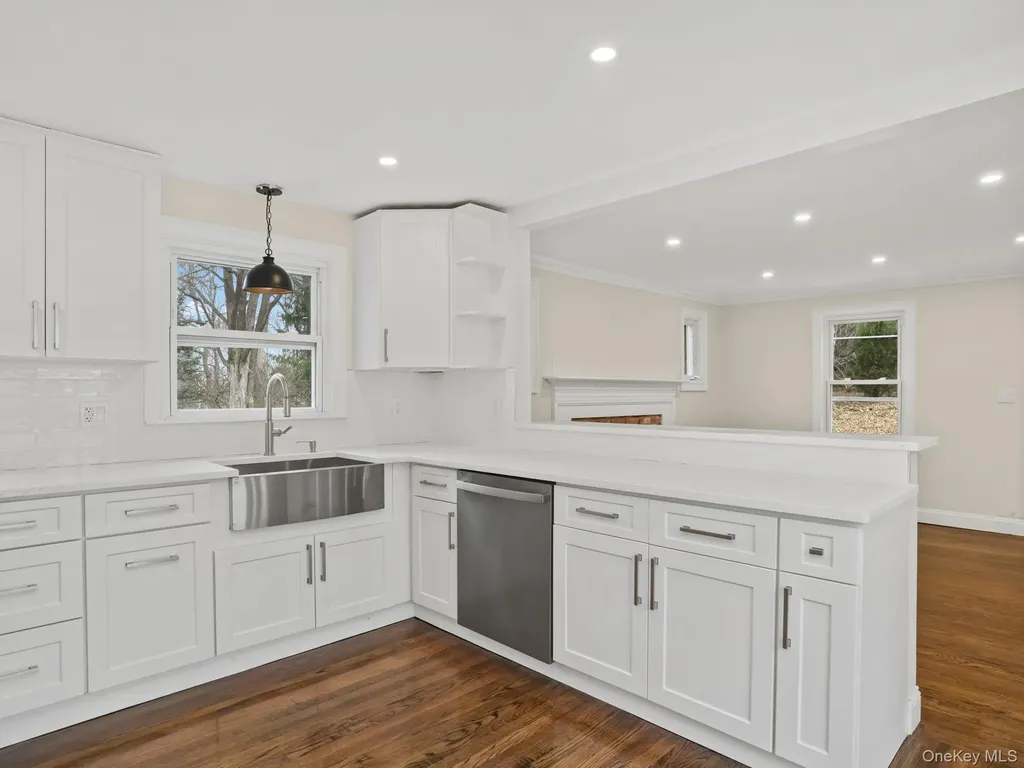 65 Hickory Lane Bedford NY 10506