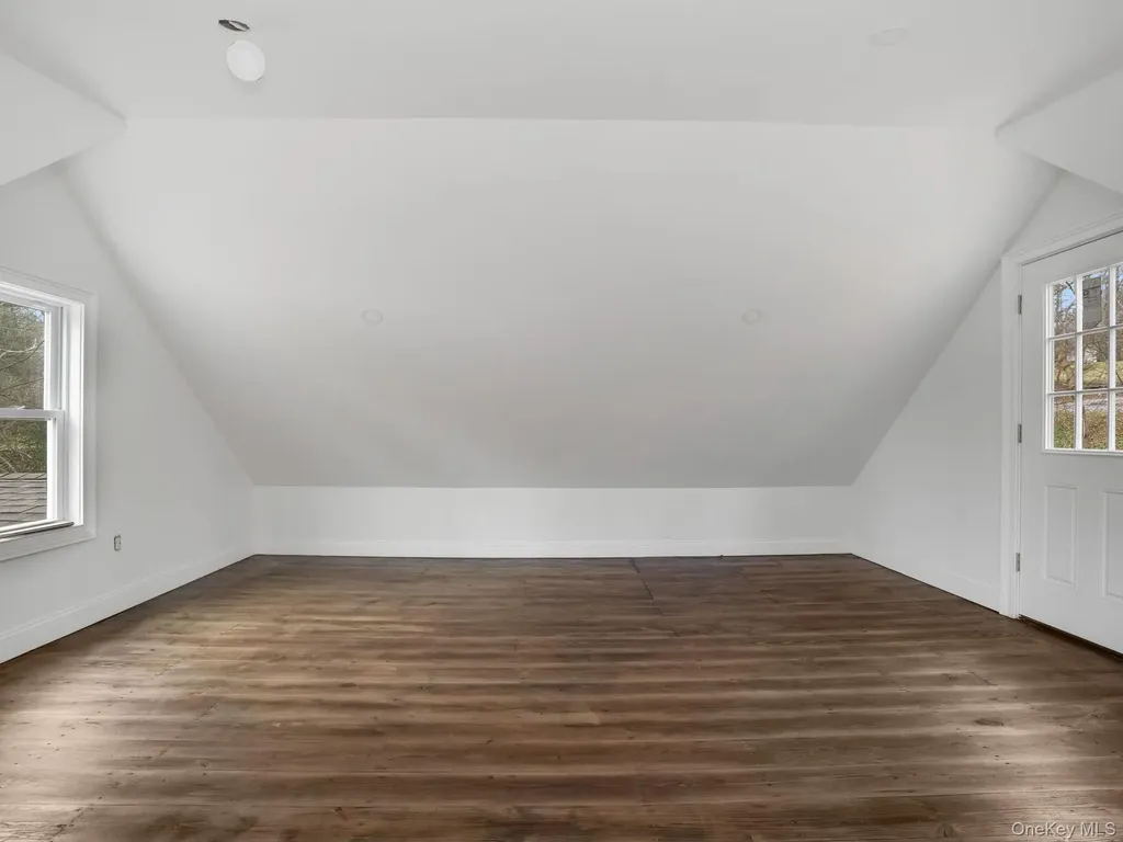 65 Hickory Lane Bedford NY 10506