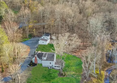 65 Hickory Lane Bedford NY 10506