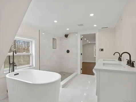 65 Hickory Lane Bedford NY 10506