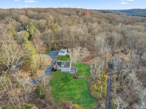 65 Hickory Lane Bedford NY 10506