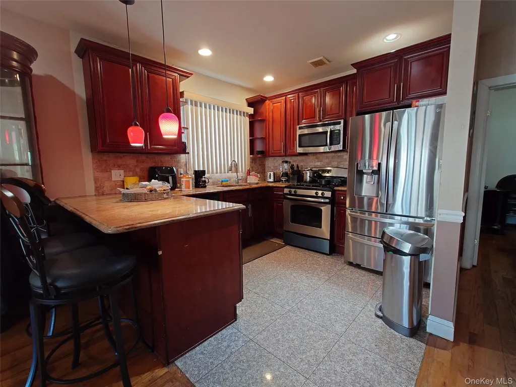 240-24 Caney Road Rosedale NY 11422
